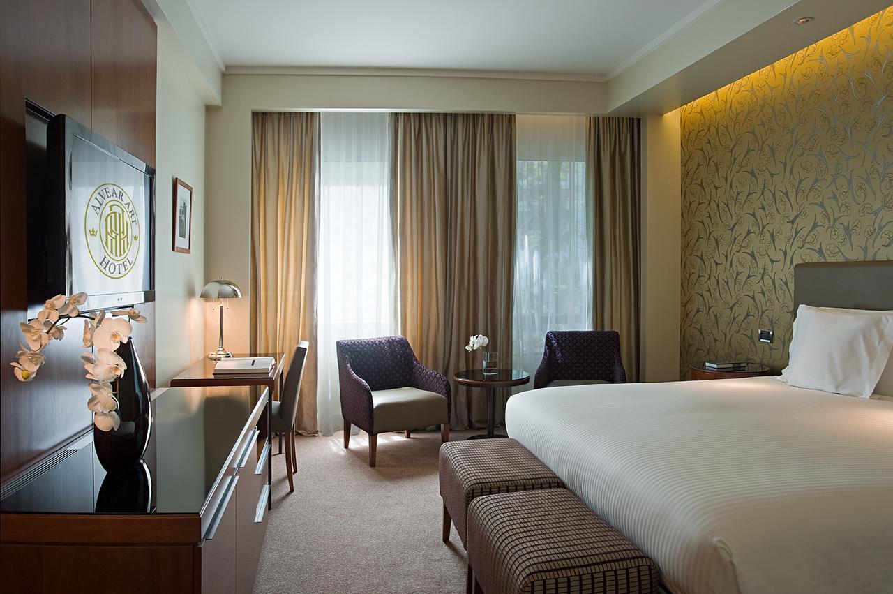 Alvear Art Hotel Буенос-Айрес Екстер'єр фото A room at the InterContinental London Park Lane